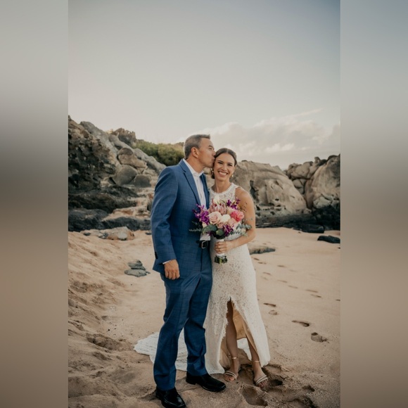 Jewel Badgley Mischka Women’s Roslyn Flat Evening Sandals - Picture 2 of 6